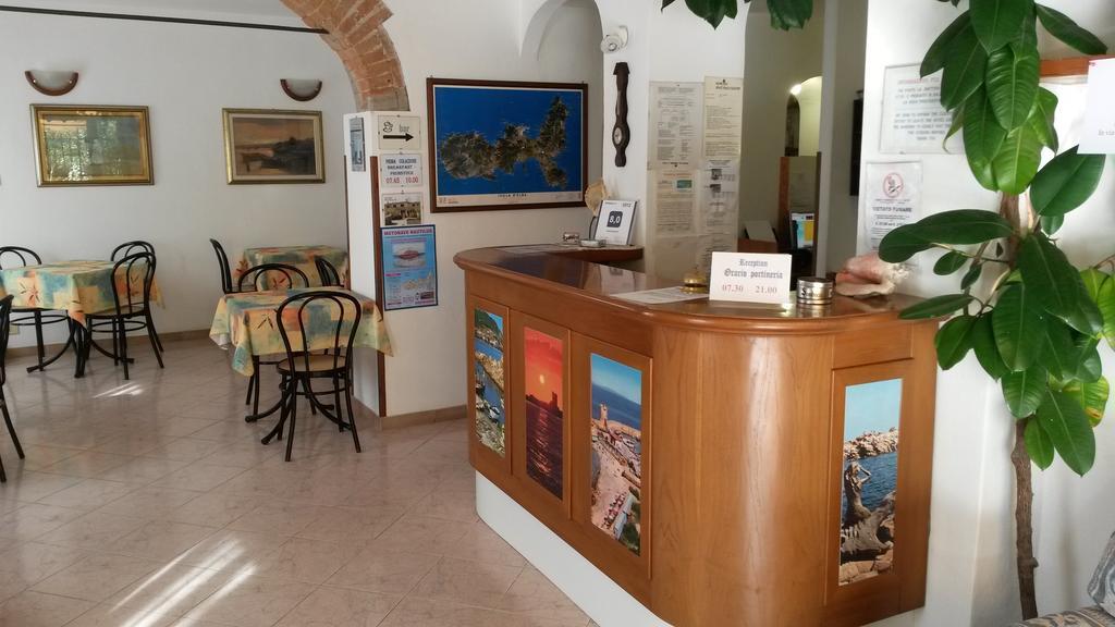 Anselmi Hotel 2*