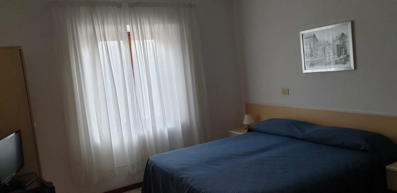 Hotel Anselmi 2*